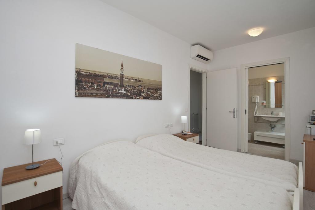 Ca' Del Pomo Grana' Bed and Breakfast Murano Buitenkant foto