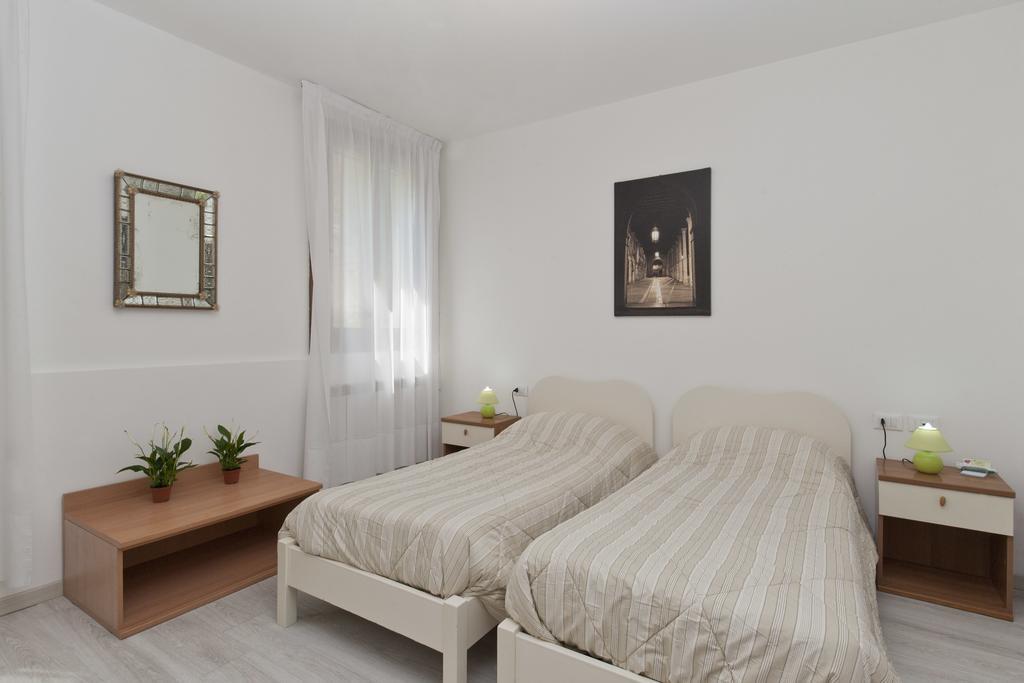 Ca' Del Pomo Grana' Bed and Breakfast Murano Buitenkant foto