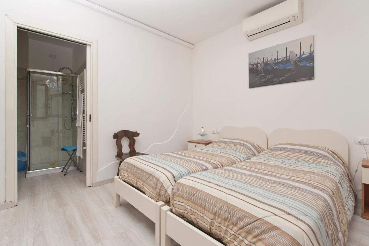 Ca' Del Pomo Grana' Bed and Breakfast Murano Buitenkant foto